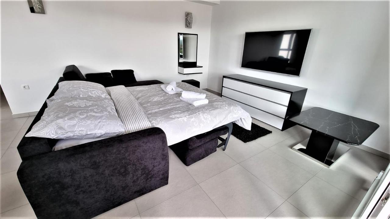 Bartol Luxury Apartments Krk Croatia, With Own Hot Tub - Whirlpool Krk Town Exterior photo