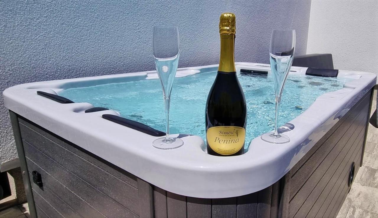 Bartol Luxury Apartments Krk Croatia, With Own Hot Tub - Whirlpool Krk Town Exterior photo